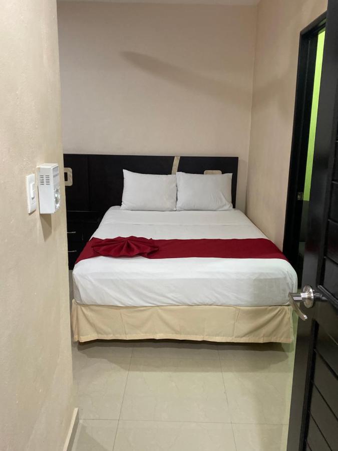 Suites La Roca By R&T Cancun Bagian luar foto