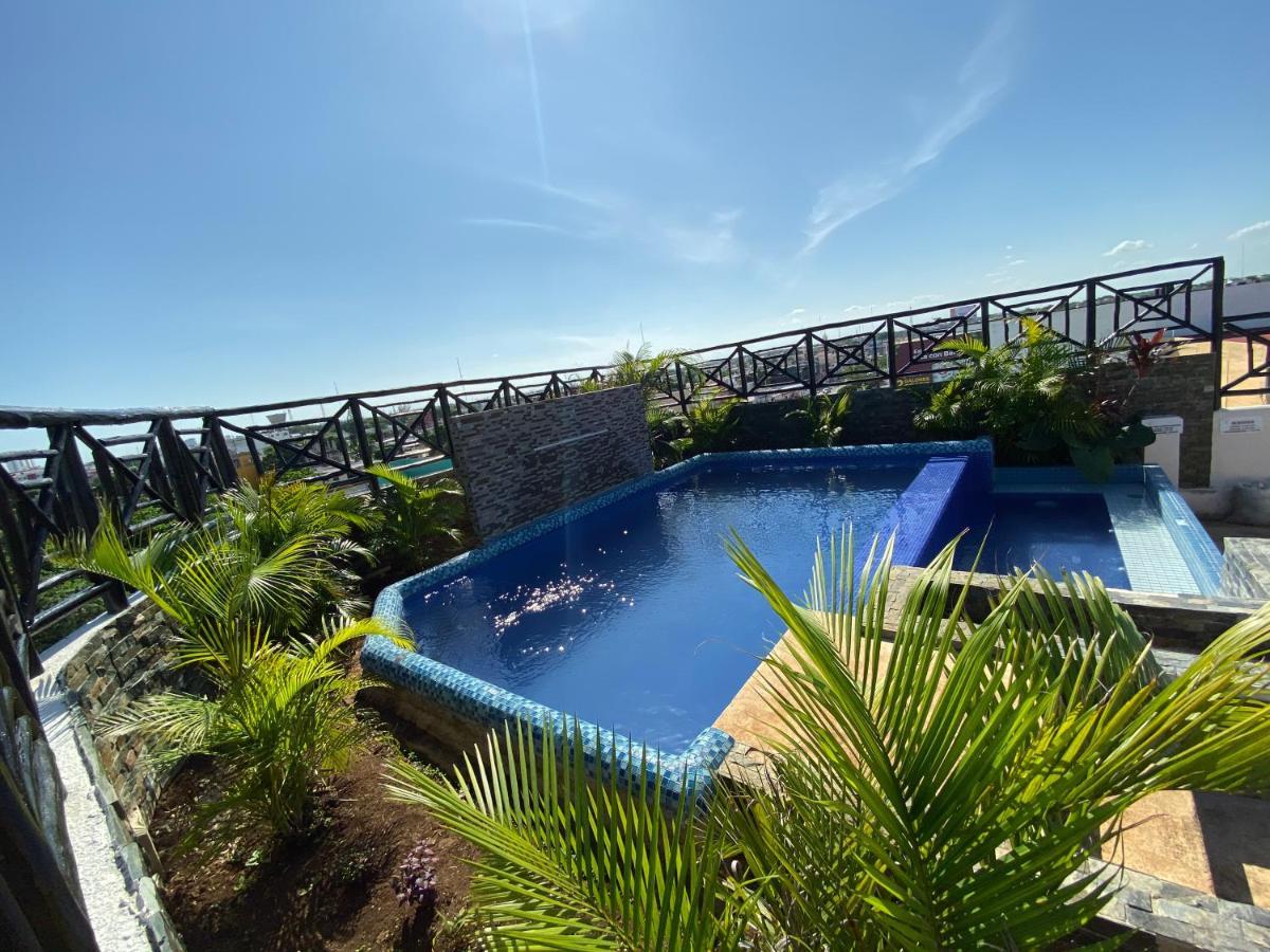 Suites La Roca By R&T Cancun Bagian luar foto