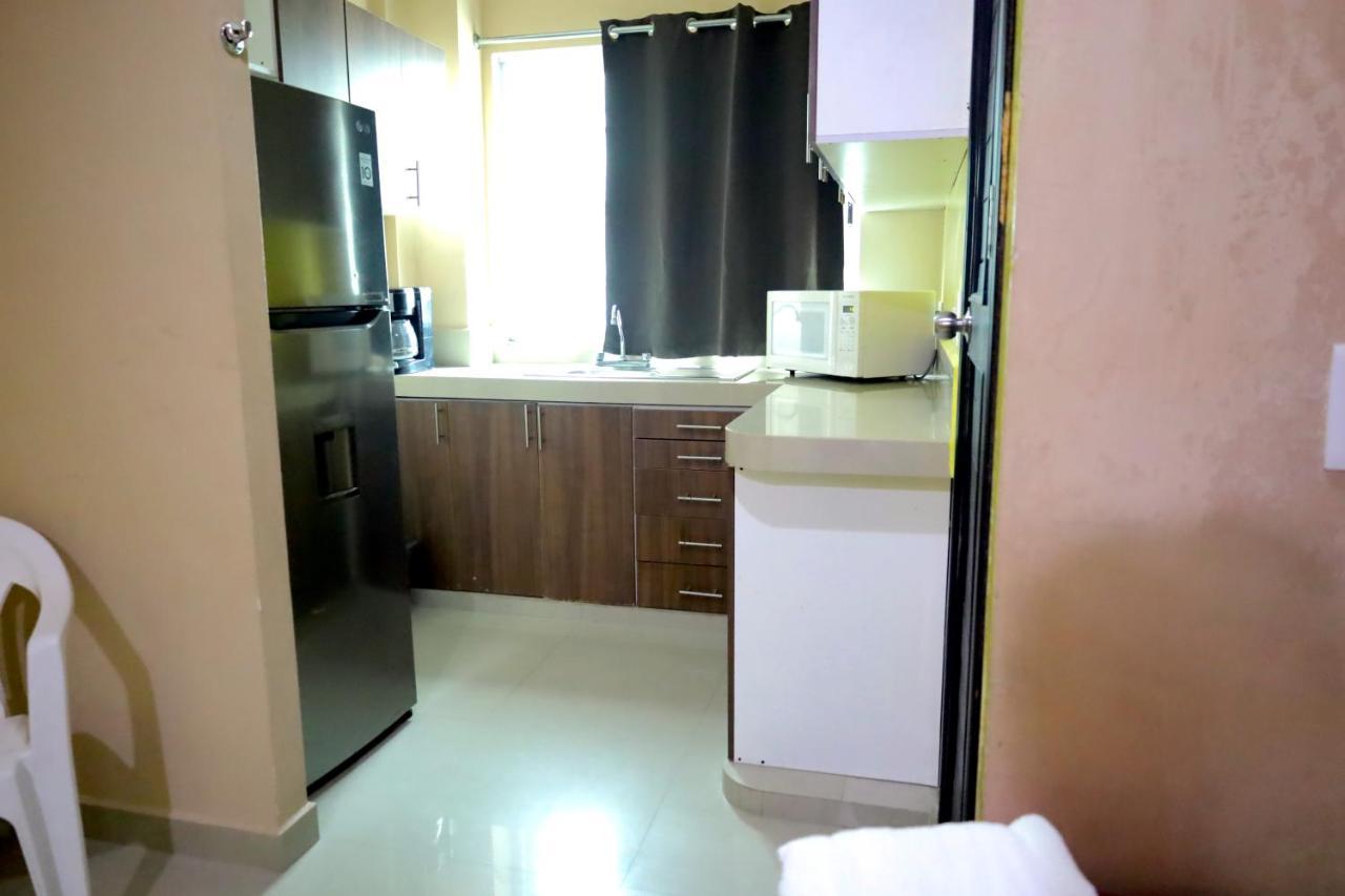 Suites La Roca By R&T Cancun Bagian luar foto