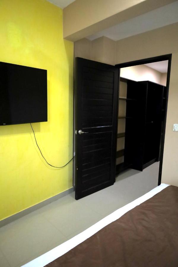 Suites La Roca By R&T Cancun Bagian luar foto